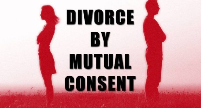 MUTUAL CONSENT DIVORCE LAWYER IN SAKET COURT